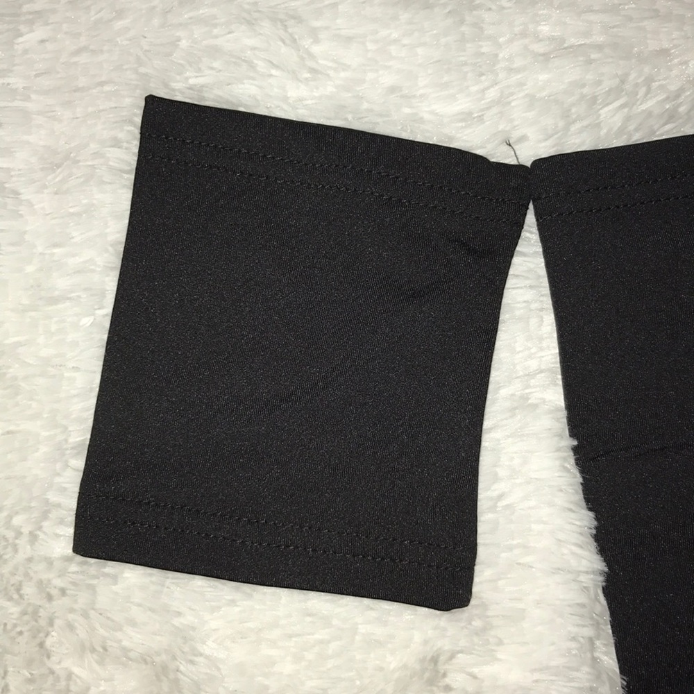 Black off the shoulder mini dress - Picture 3 of 4
